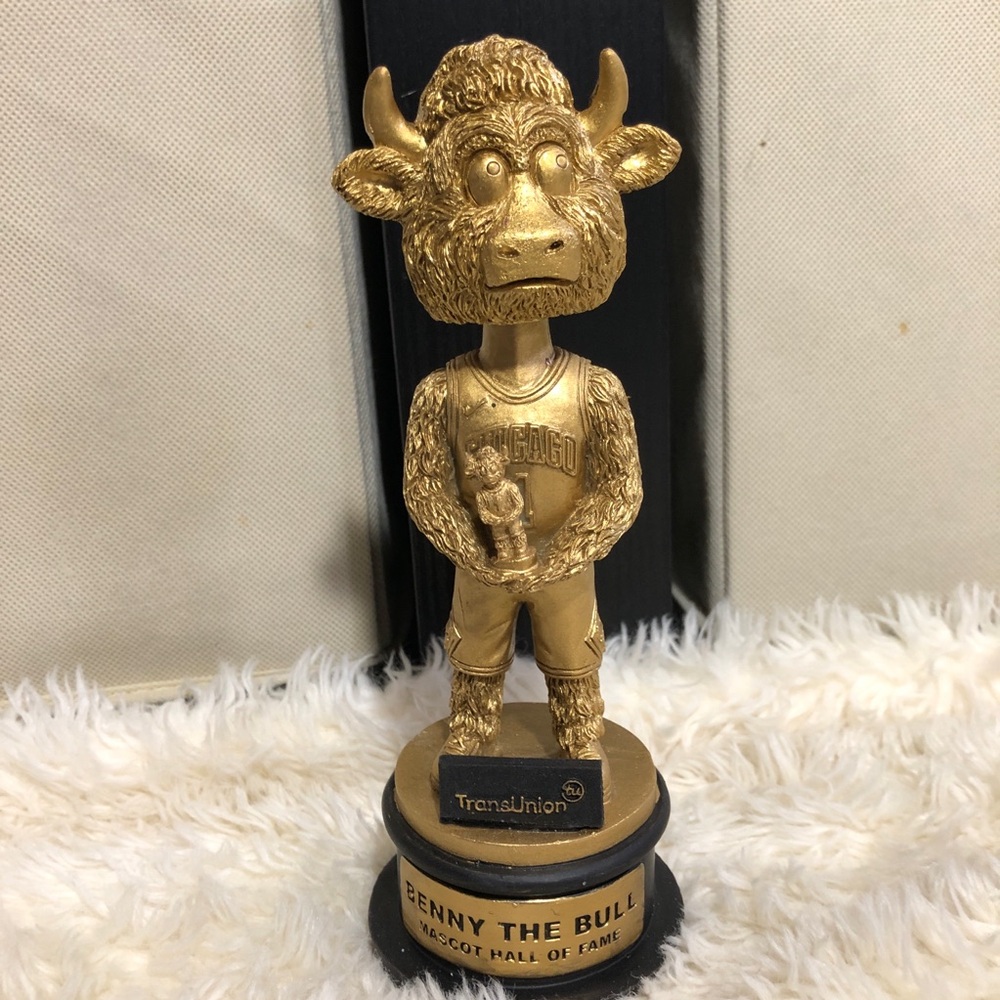 Benny the Bull Gold Bobblehead Chicago Bulls Mascot